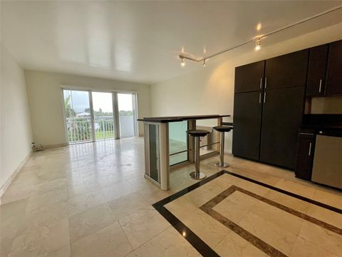 550 Bayshore Drive 411 Fort Lauderdale FL 33304