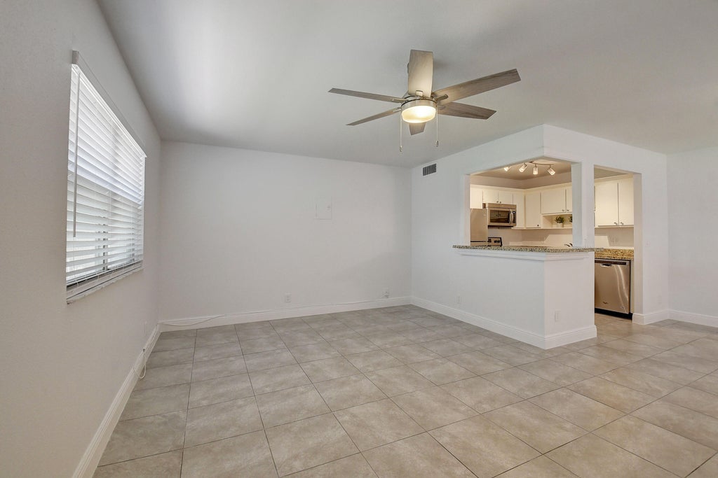 Photo of 127 Valencia F #127, Delray Beach, FL 33446 (MLS # R11021153)
