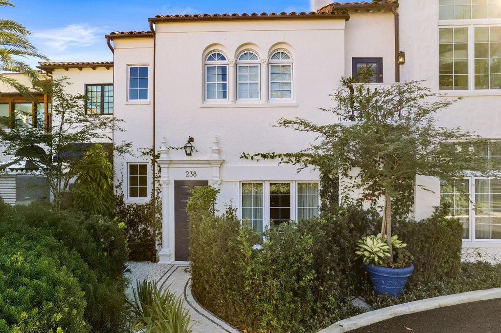 Photo of 238 Phipps Plz, Palm Beach, FL 33480 (MLS # R11158386)