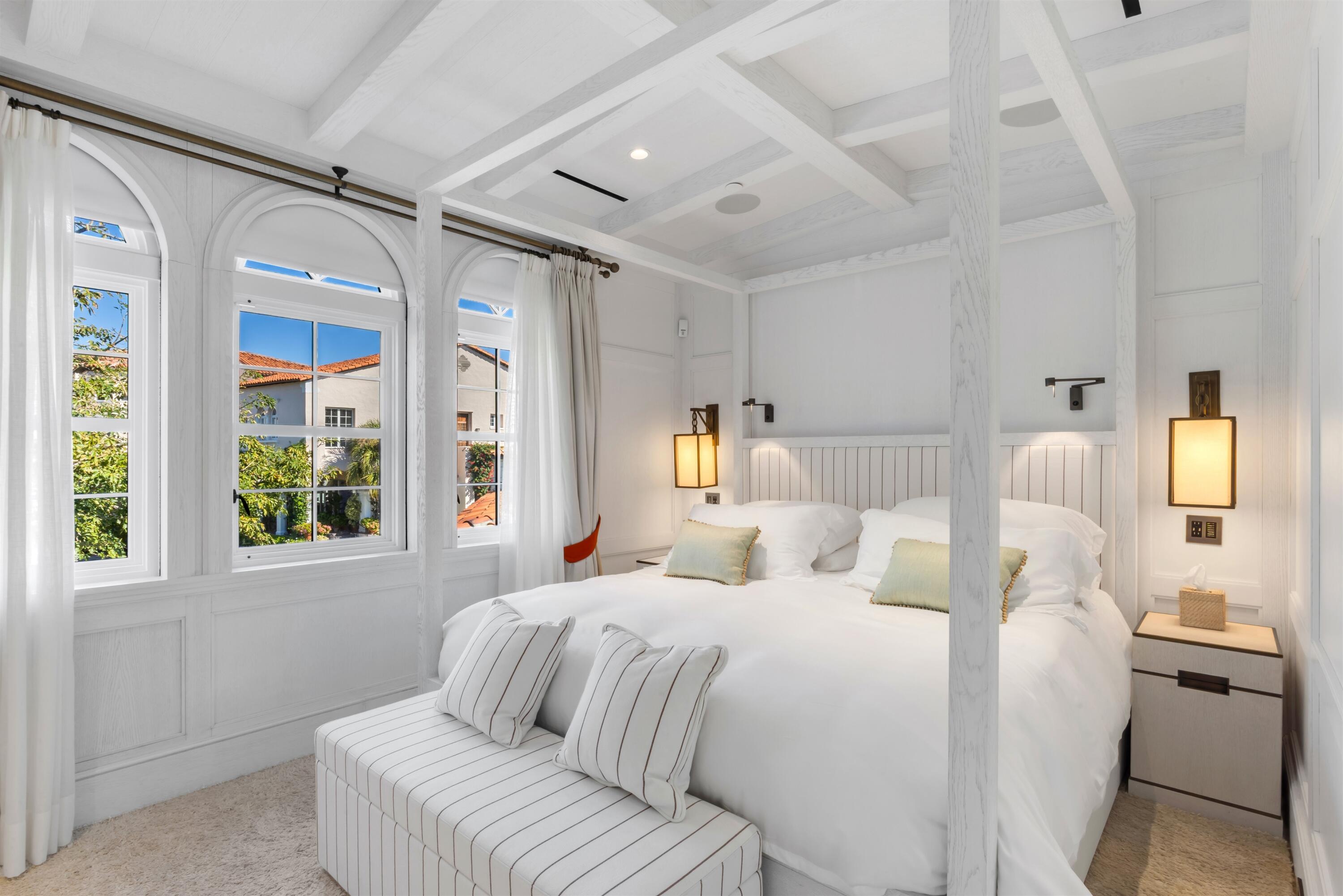 PHIPPS PLAZA - Residential