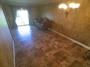 Sunrise Lakes 176 Condo - Residential