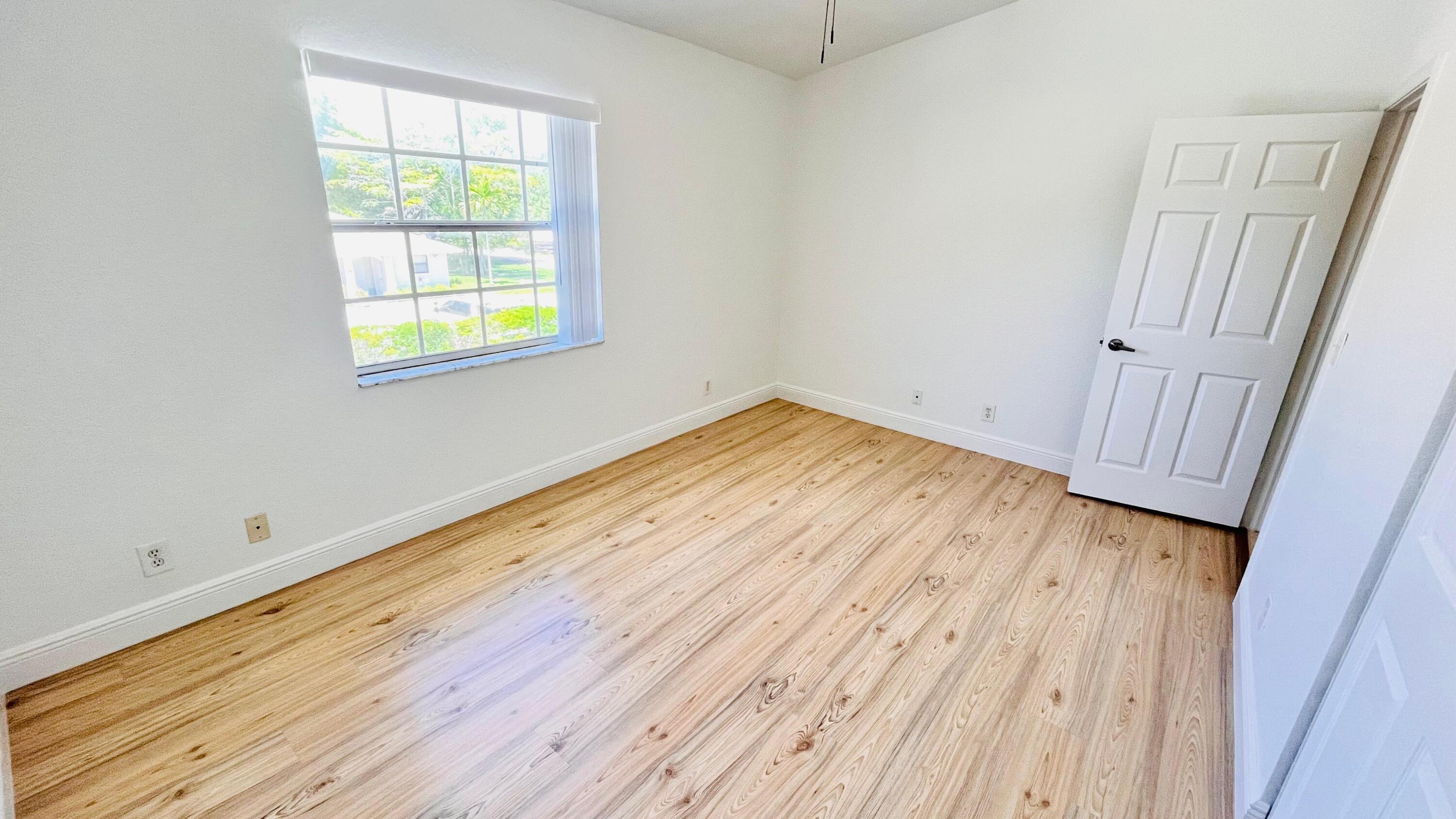 Sugar Pond Manor Wellington - Residential Lease