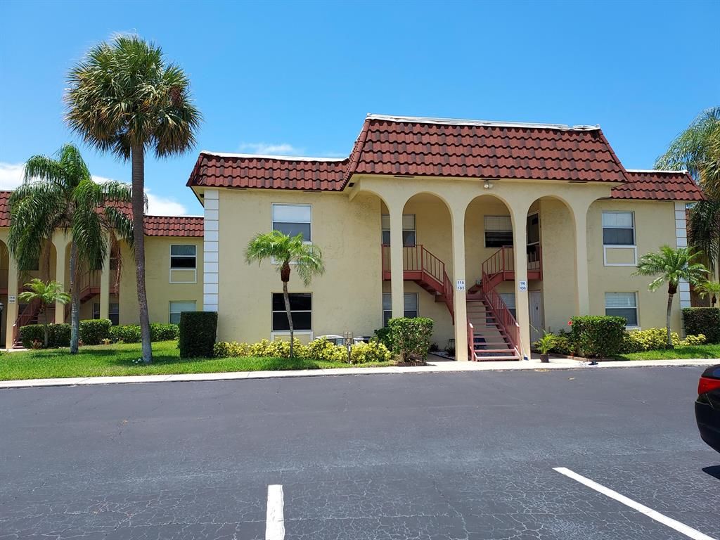 Photo of 717 Us-1 #105, Jupiter, FL 33477 (MLS # R10804062)