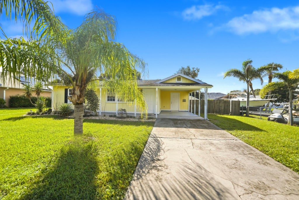Photo of 366 BAYHARBOR Terrace, Sebastian, FL 32958 (MLS # B26078838)
