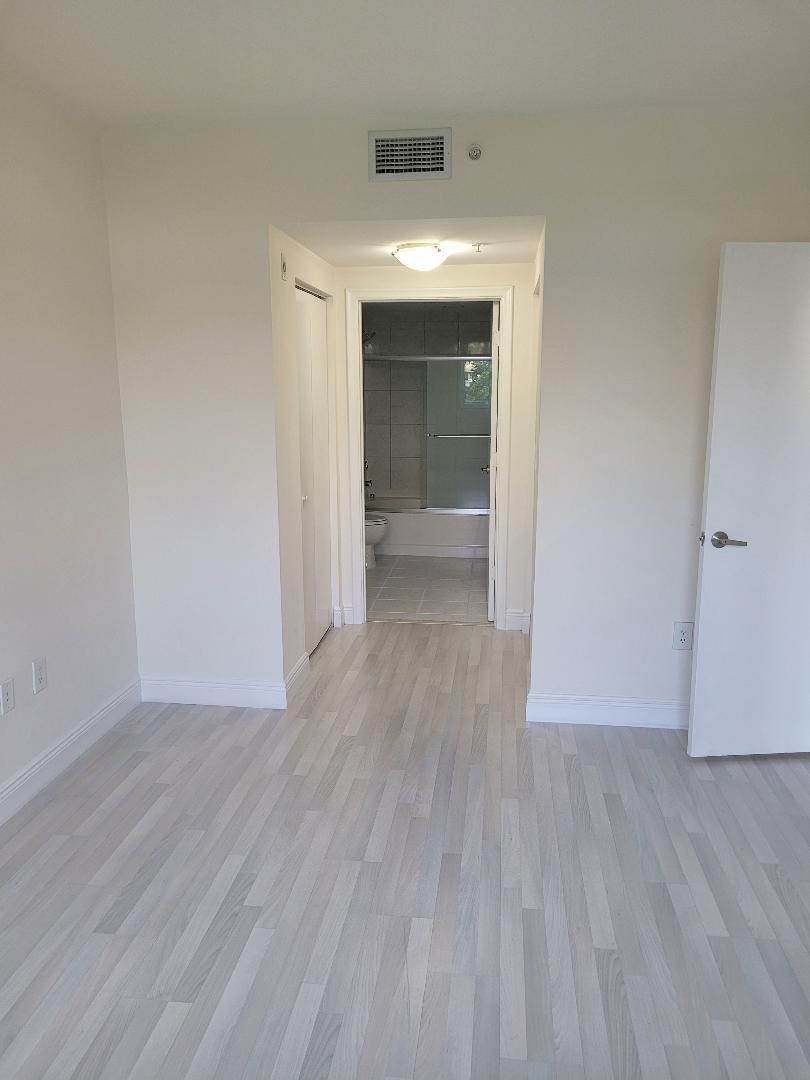 2775 NE 187th Street 325