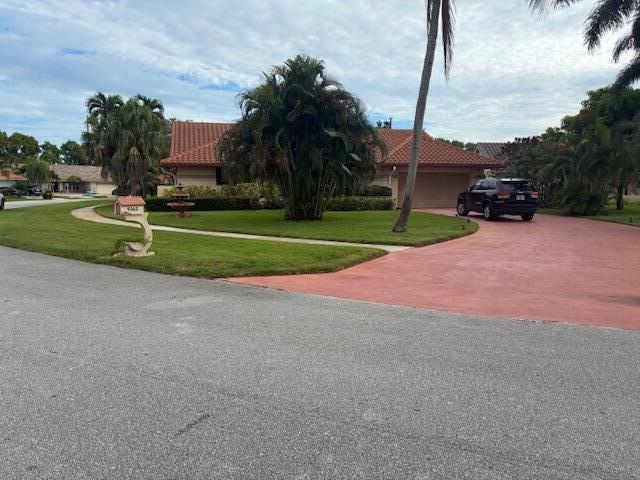 9362 Laurel Green Drive