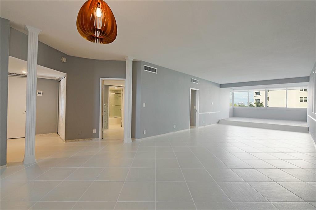 The Four Seasons Condo - Residential Lease