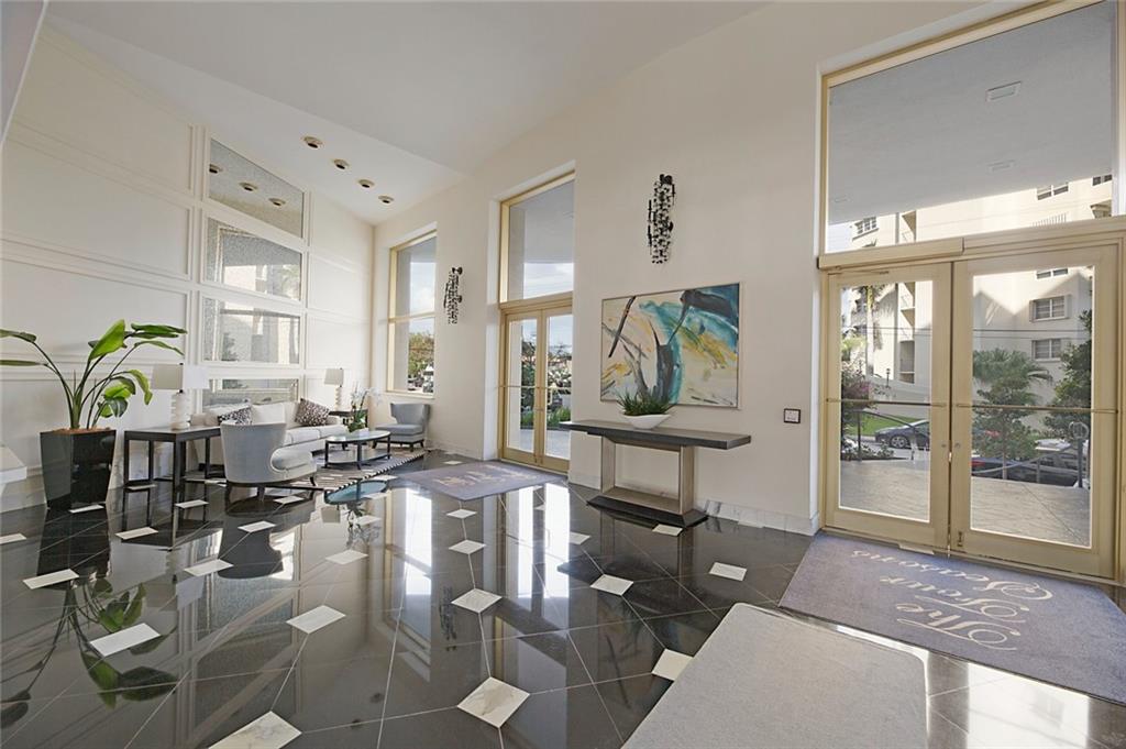 The Four Seasons Condo - Residential Lease