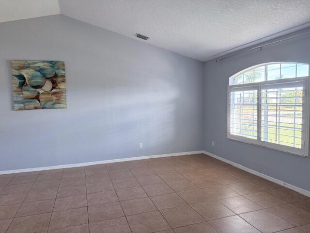 2366 SW Alminar Street