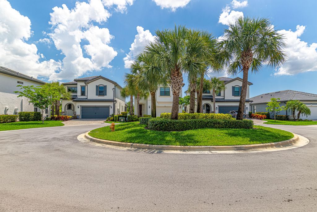 Photo of 4460 Gramercy Drive, Oakland Park, FL 33309 (MLS # B26021206)