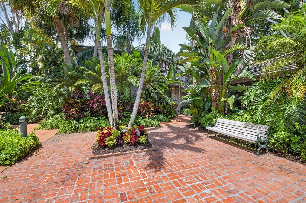 Photo of 6957 Rain Forest Drive #E 4 U, Boca Raton, FL 33434 (MLS # B26057141)