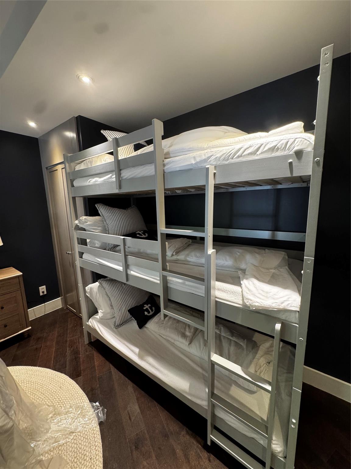 NURMI ISLES ISLAND NO 3 - Residential Lease