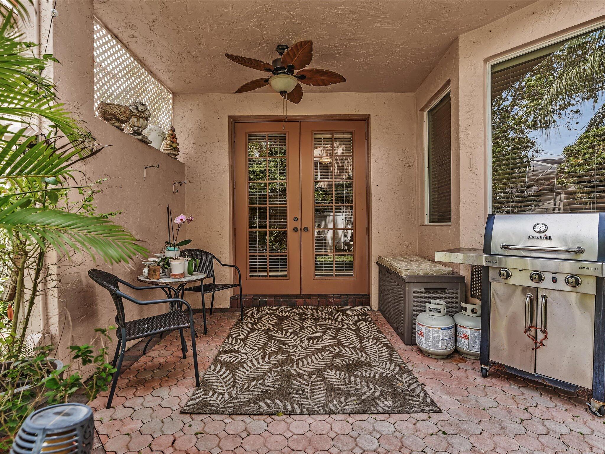 SILVER LAKES AT PEMBROKE PINES - Residential