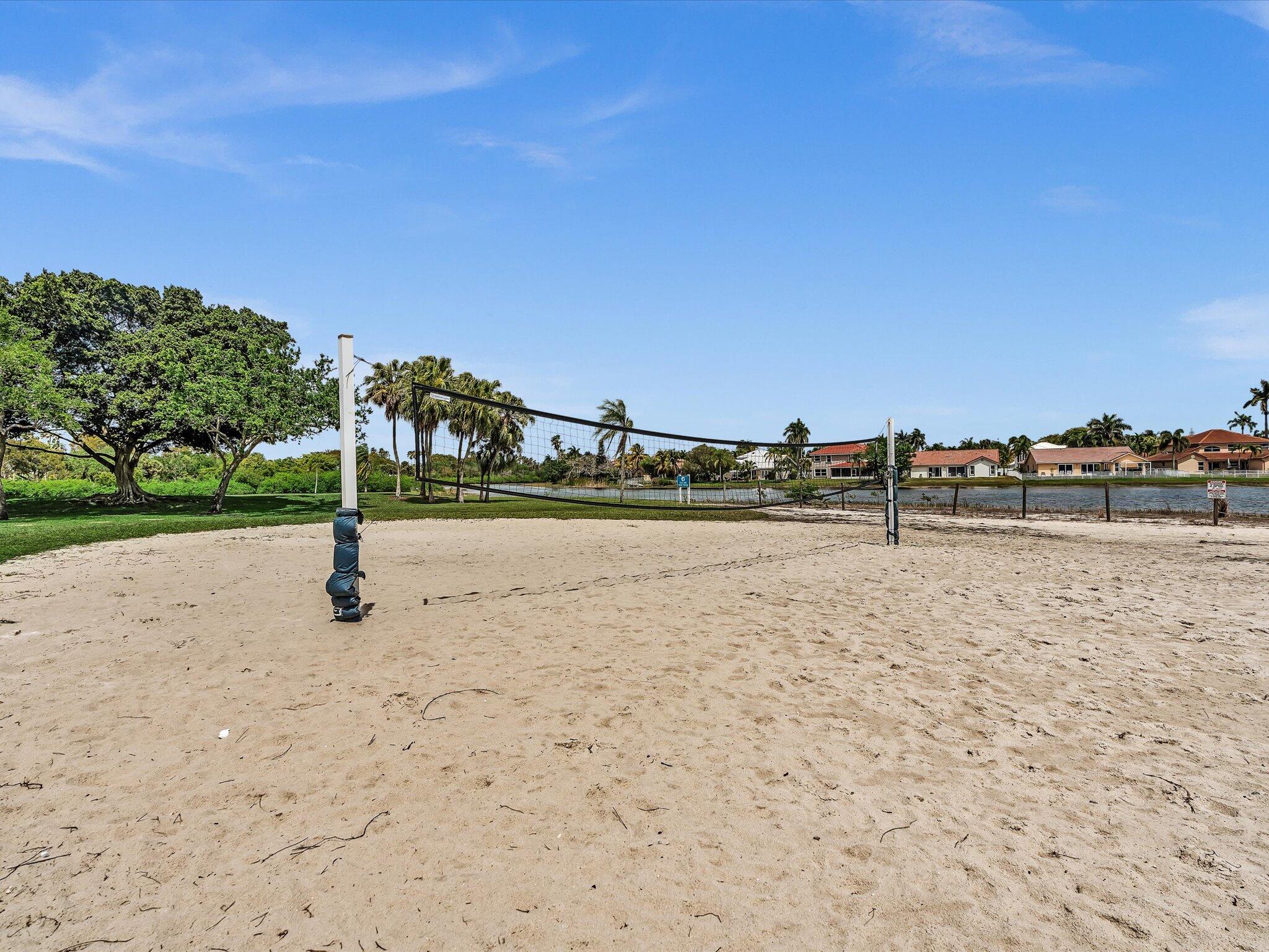 SILVER LAKES AT PEMBROKE PINES - Residential