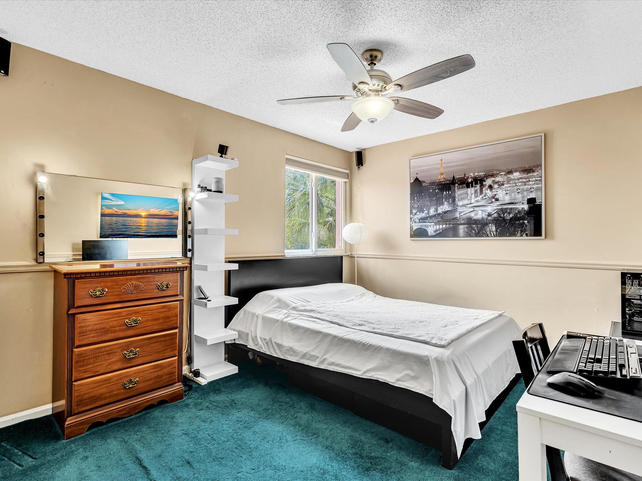 SILVER LAKES AT PEMBROKE PINES - Residential