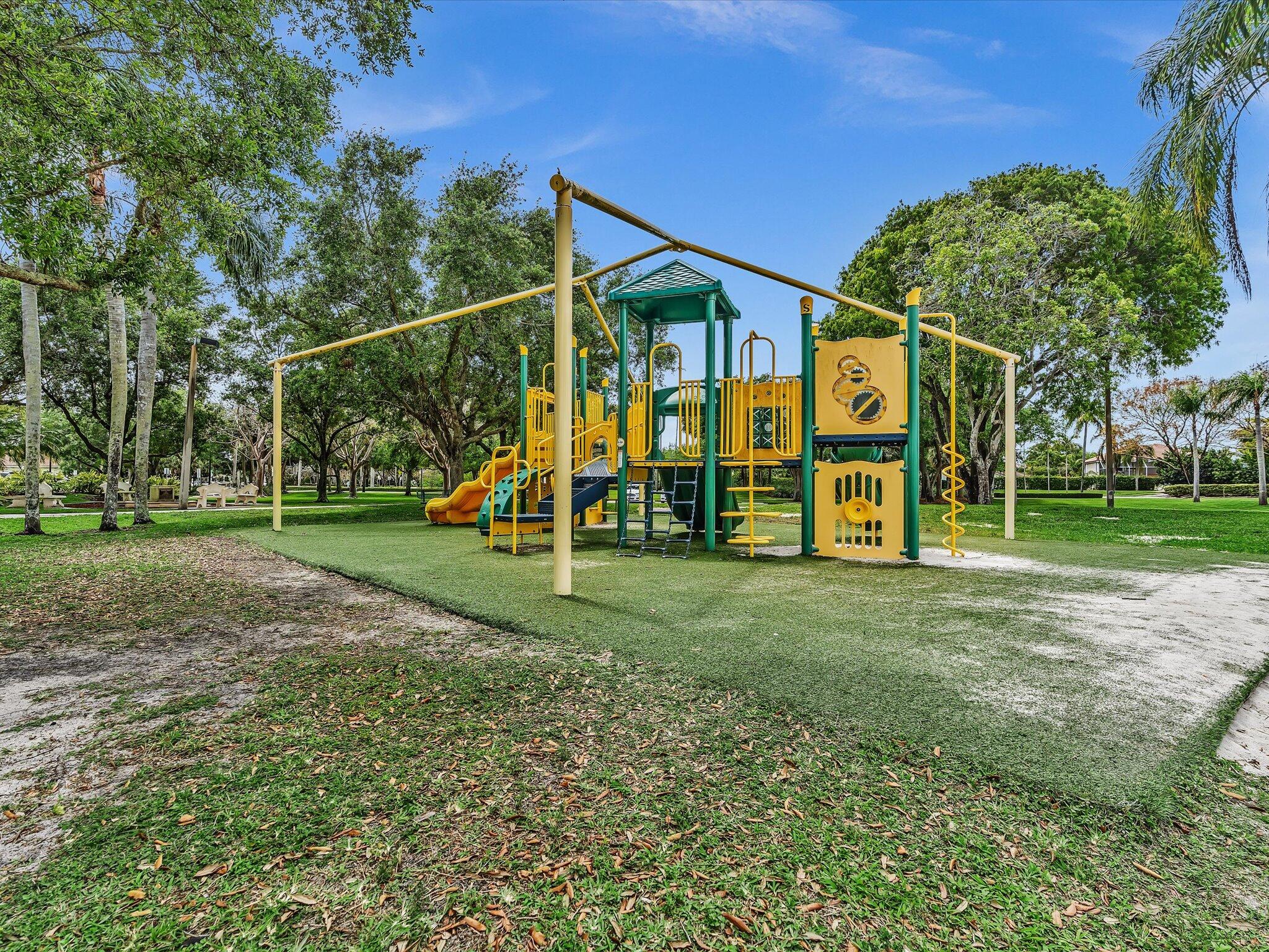 SILVER LAKES AT PEMBROKE PINES - Residential