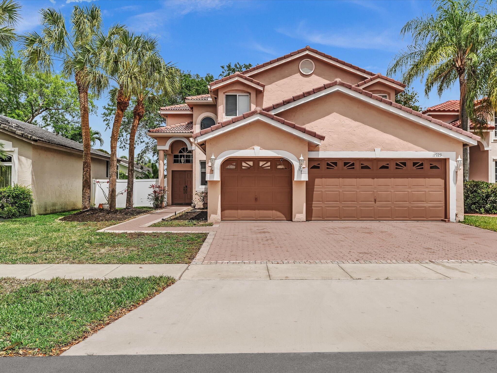 SILVER LAKES AT PEMBROKE PINES - Residential