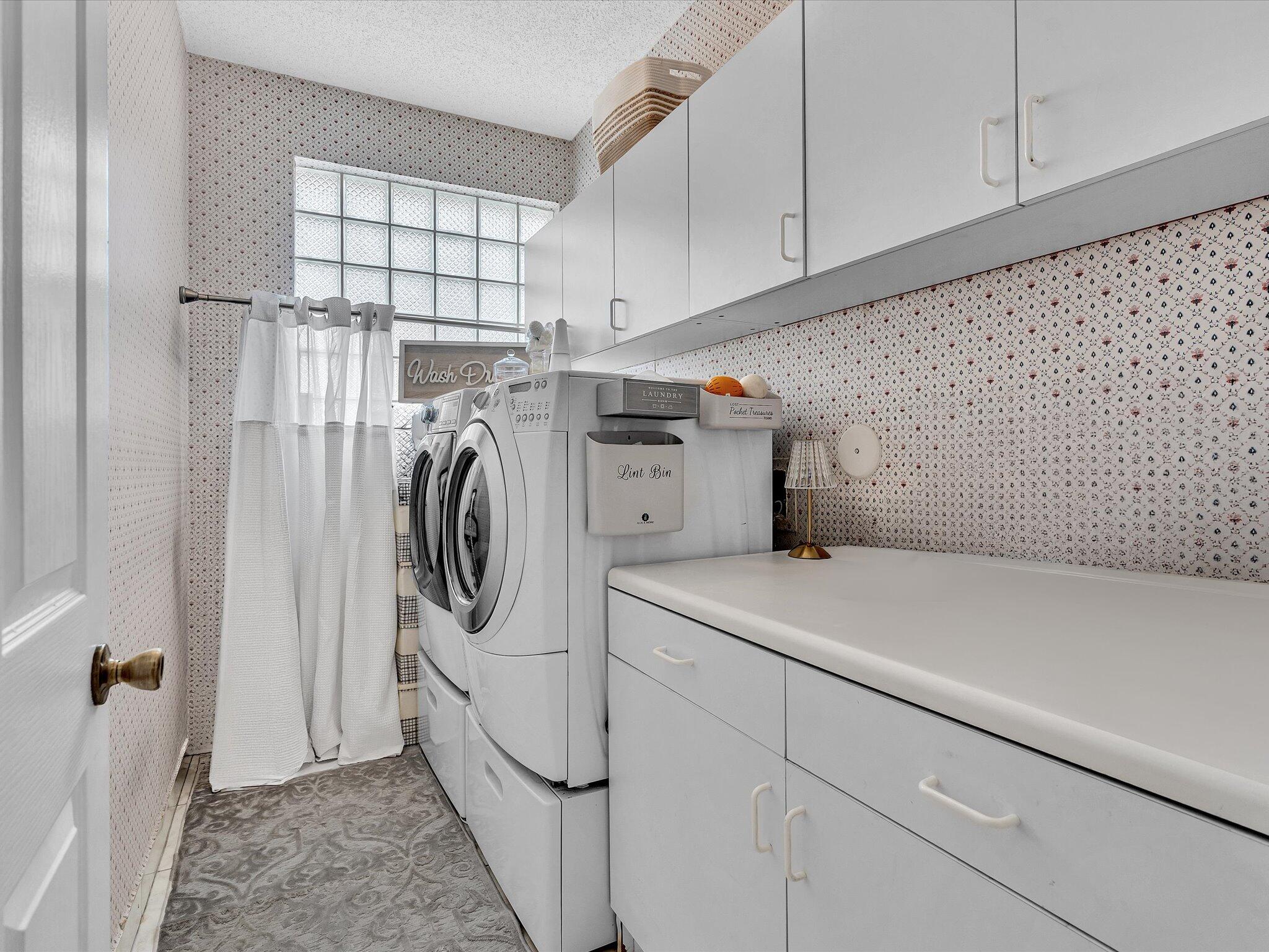 SILVER LAKES AT PEMBROKE PINES - Residential