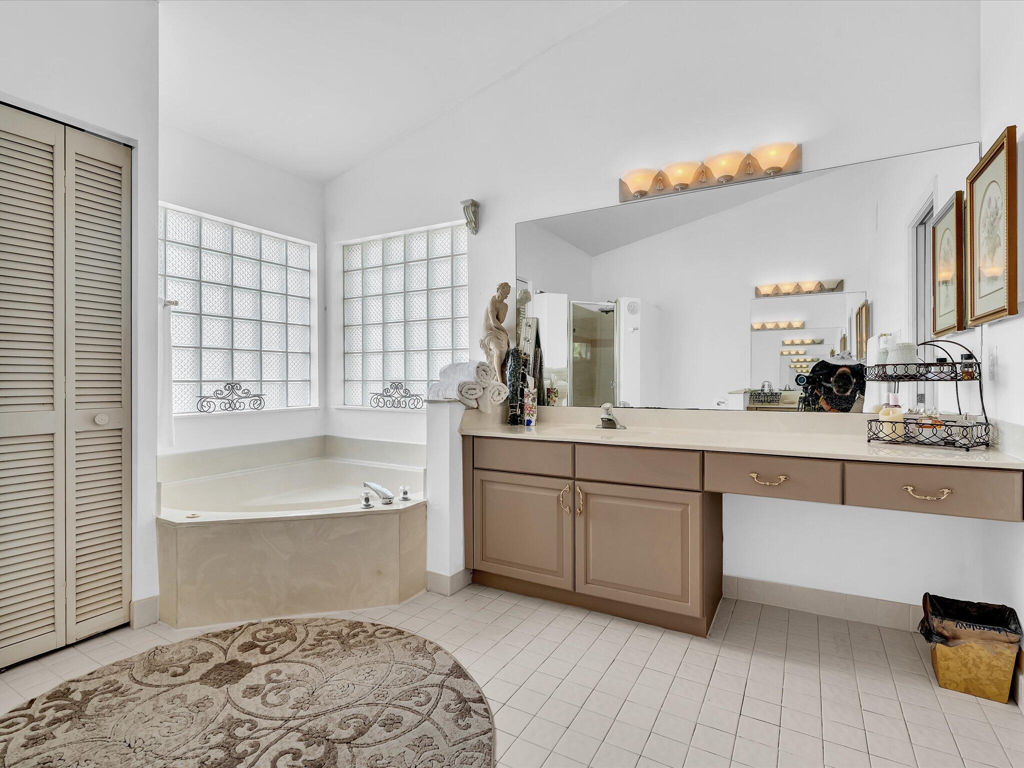 SILVER LAKES AT PEMBROKE PINES - Residential