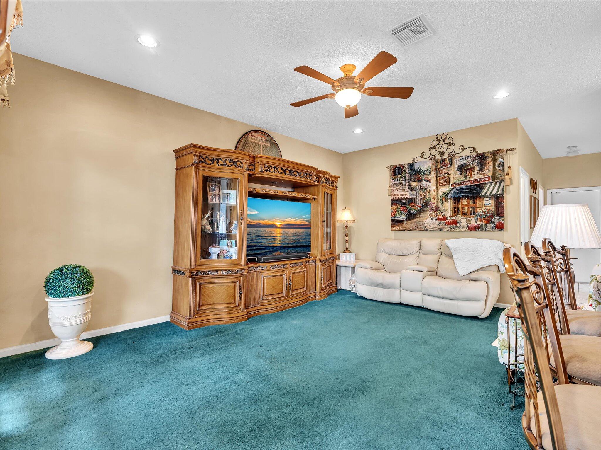 SILVER LAKES AT PEMBROKE PINES - Residential