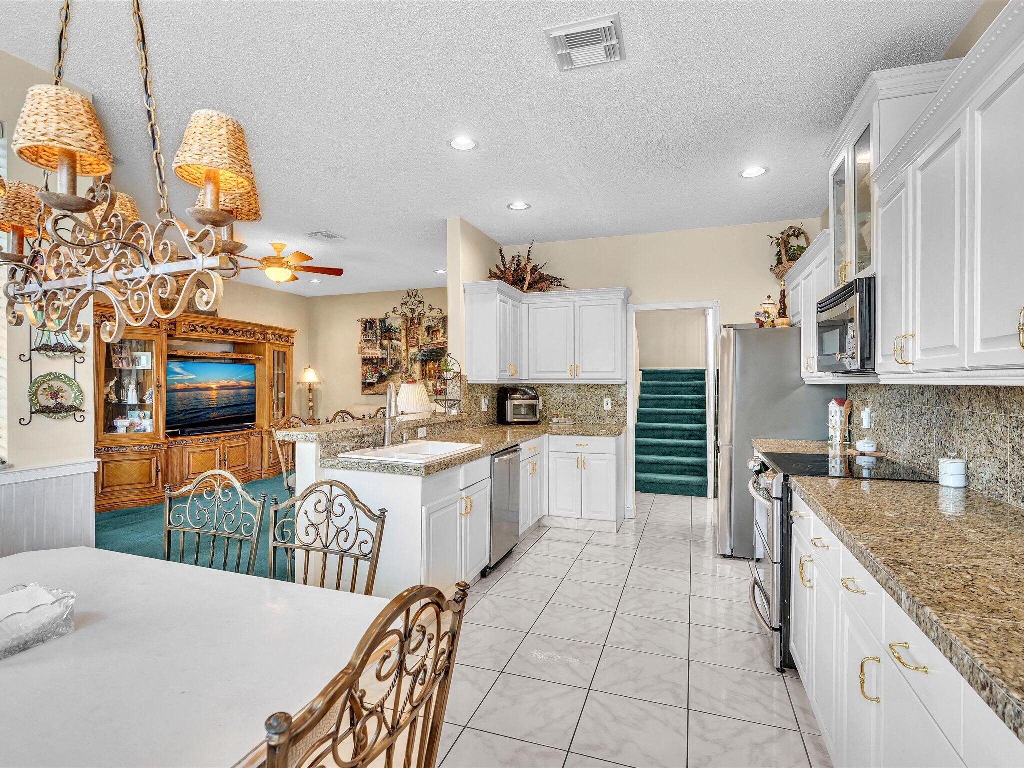 SILVER LAKES AT PEMBROKE PINES - Residential