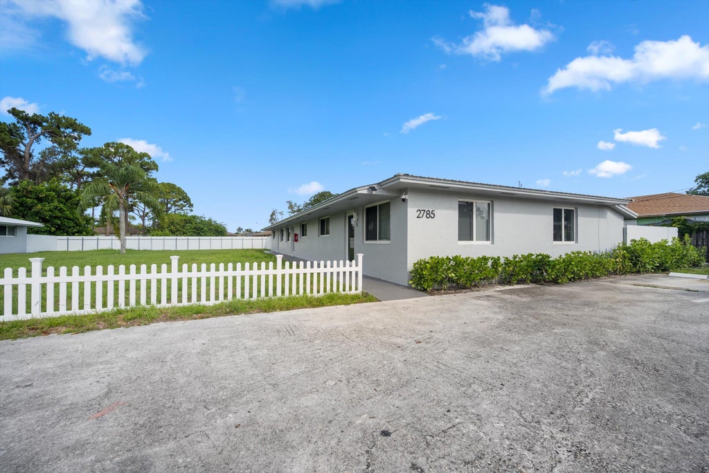 Photo of 2807 Reo Lane #1, Palm Springs, FL 33461 (MLS # B26039072)