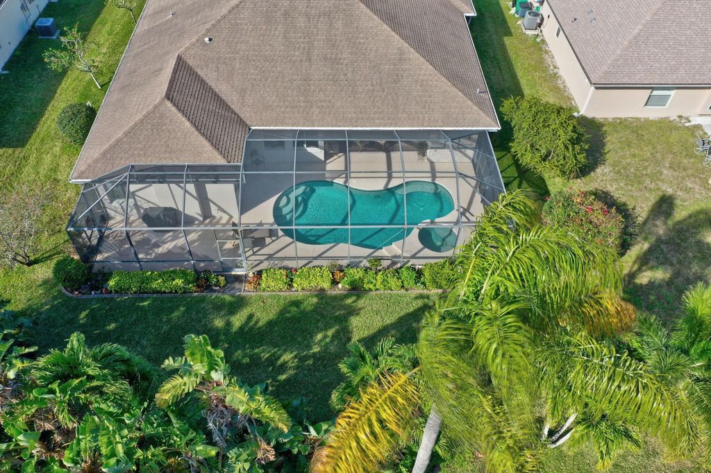 Photo of 266 SW Eyerly Avenue, Port Saint Lucie, FL 34983 (MLS # F10424129)