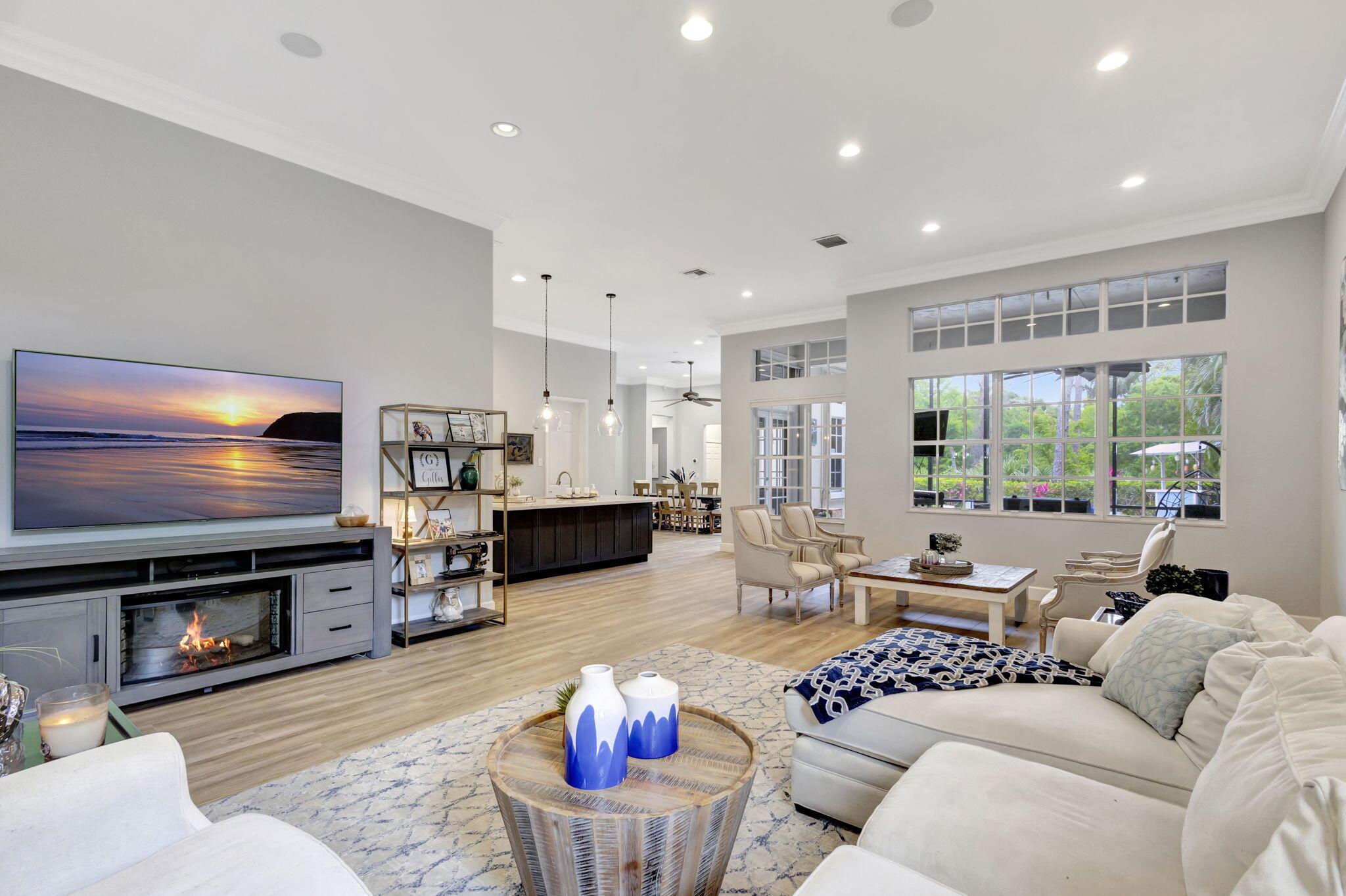 PINES ON PENNOCK LANE PUD 2 - PASEOS - Residential