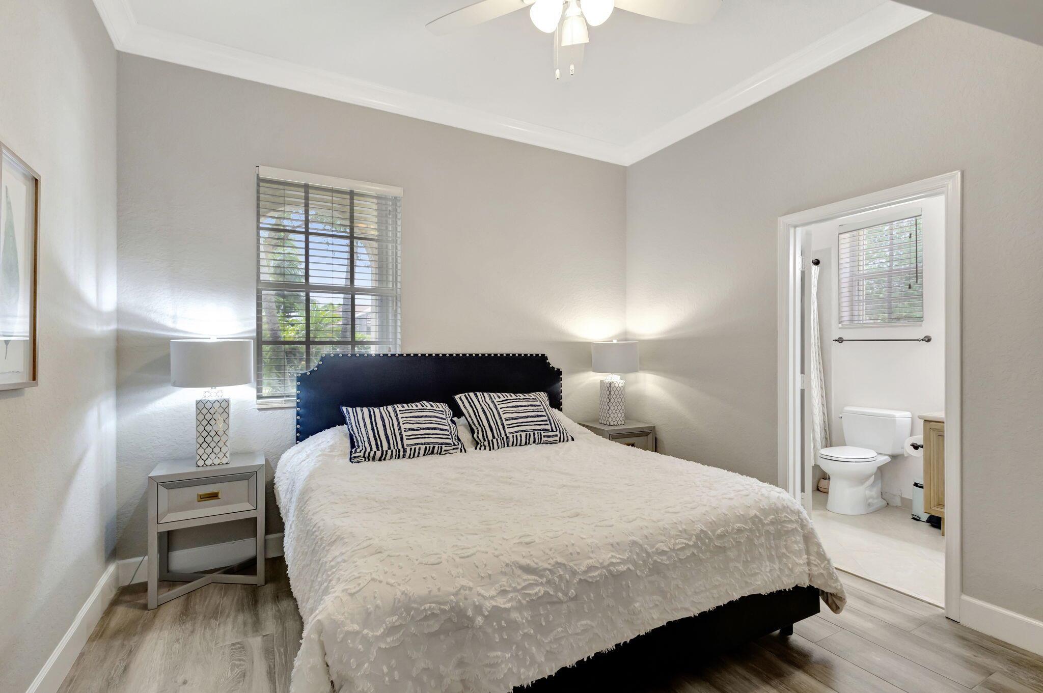 PINES ON PENNOCK LANE PUD 2 - PASEOS - Residential