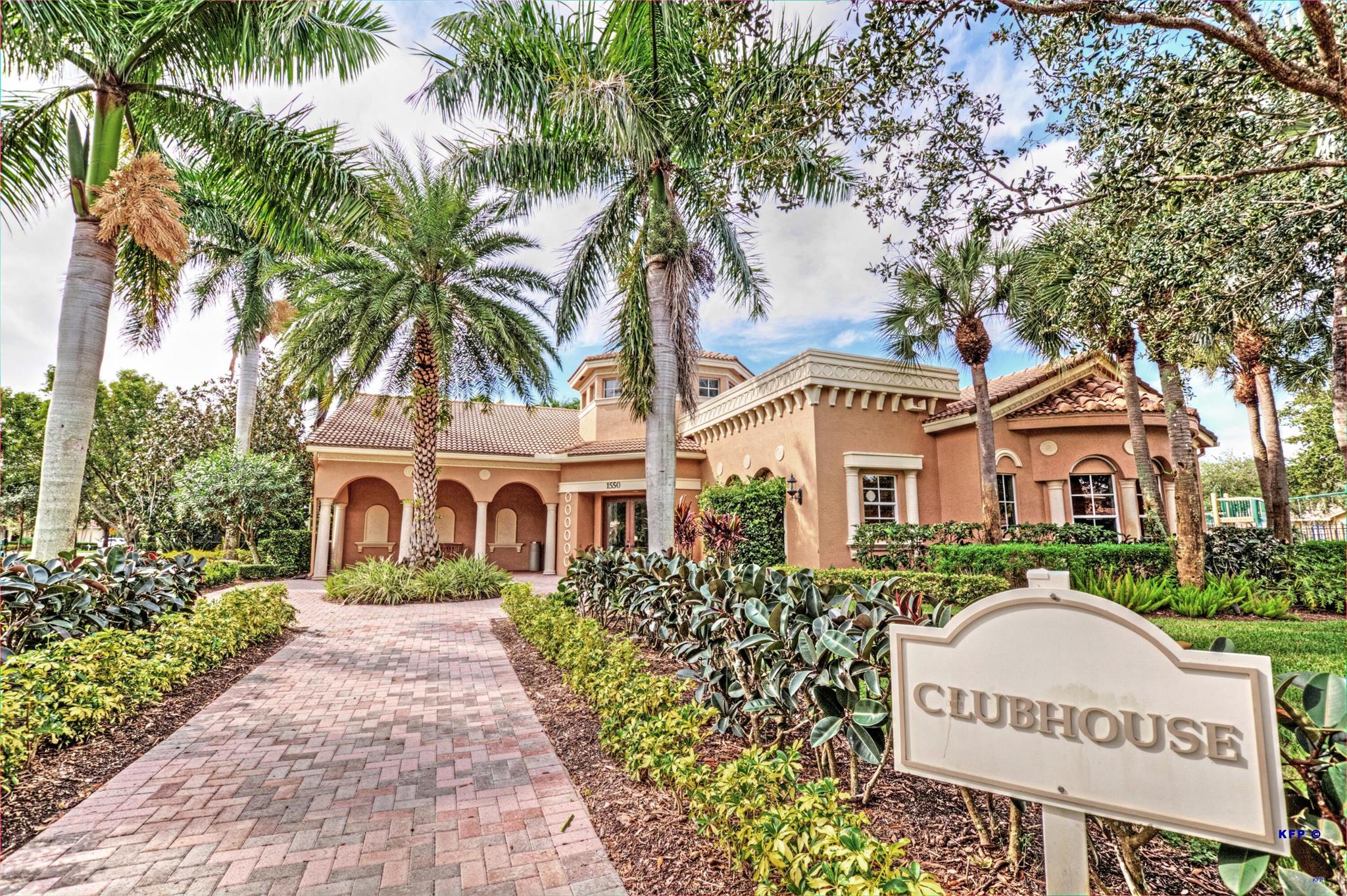 PINES ON PENNOCK LANE PUD 2 - PASEOS - Residential