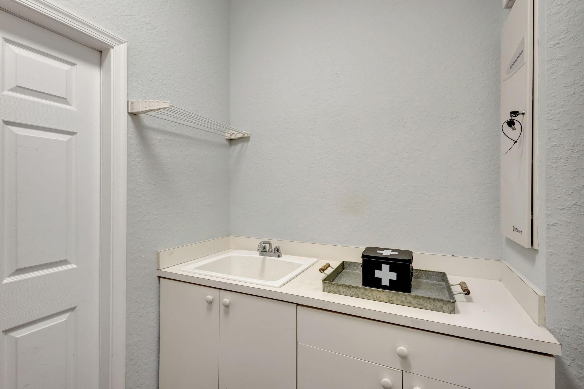 PINES ON PENNOCK LANE PUD 2 - PASEOS - Residential