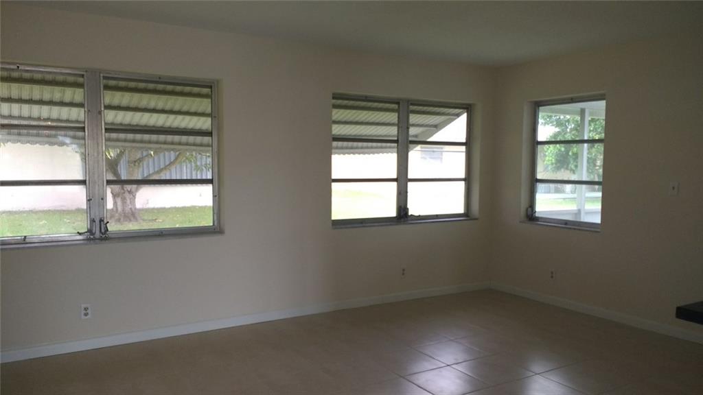 Mainlands Of Tamarac Lake - Residential