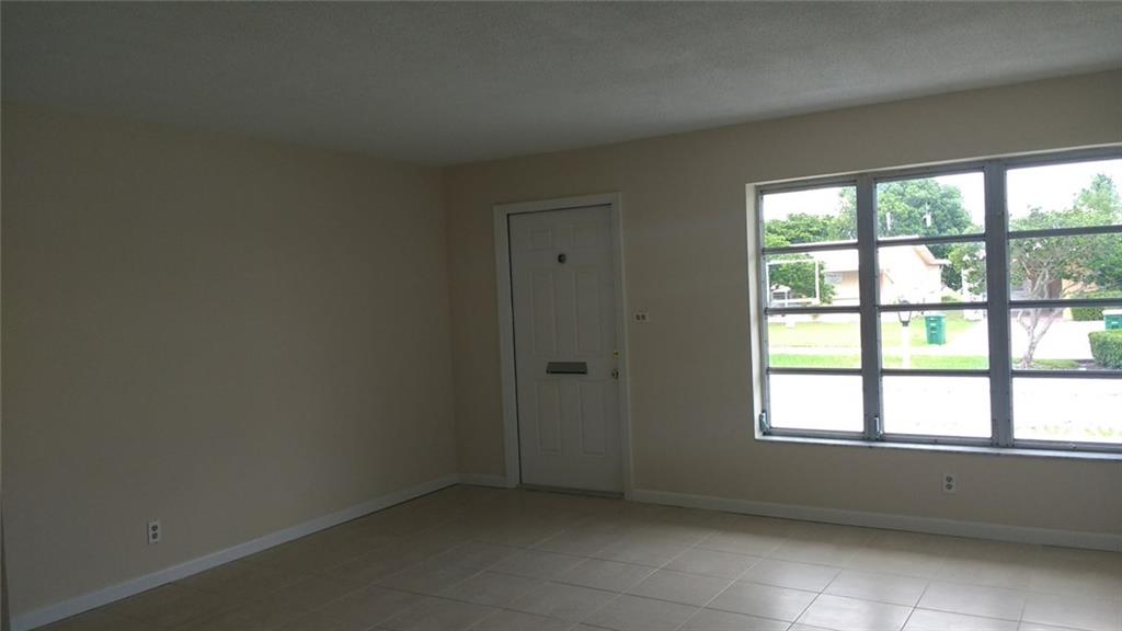 Mainlands Of Tamarac Lake - Residential