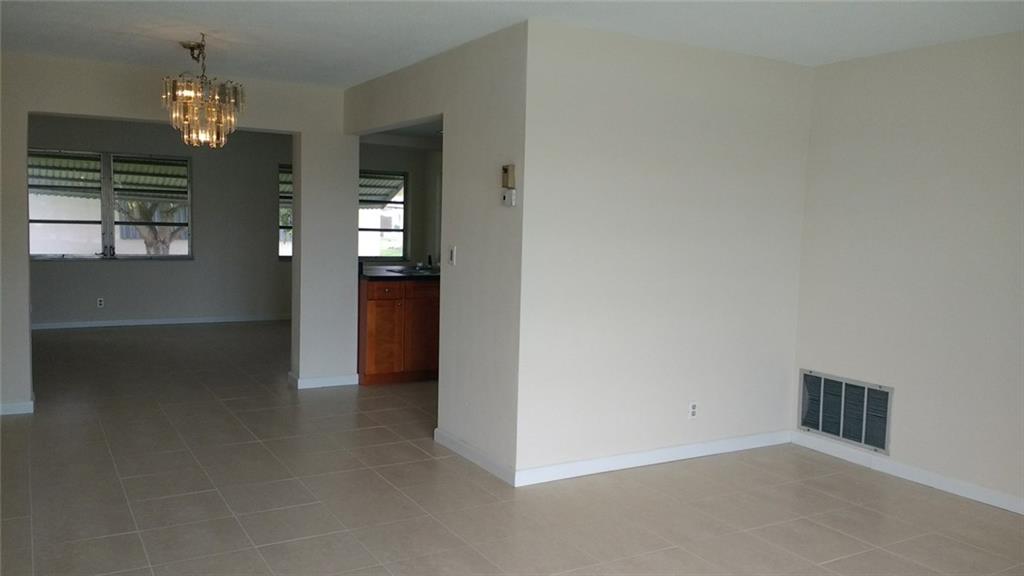 Mainlands Of Tamarac Lake - Residential