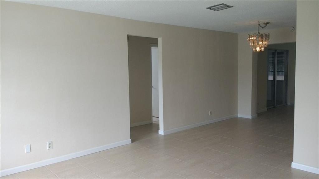 Mainlands Of Tamarac Lake - Residential