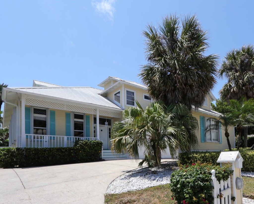 Photo of 400 Seaside Lane, Juno Beach, FL 33408 (MLS # R11084290)