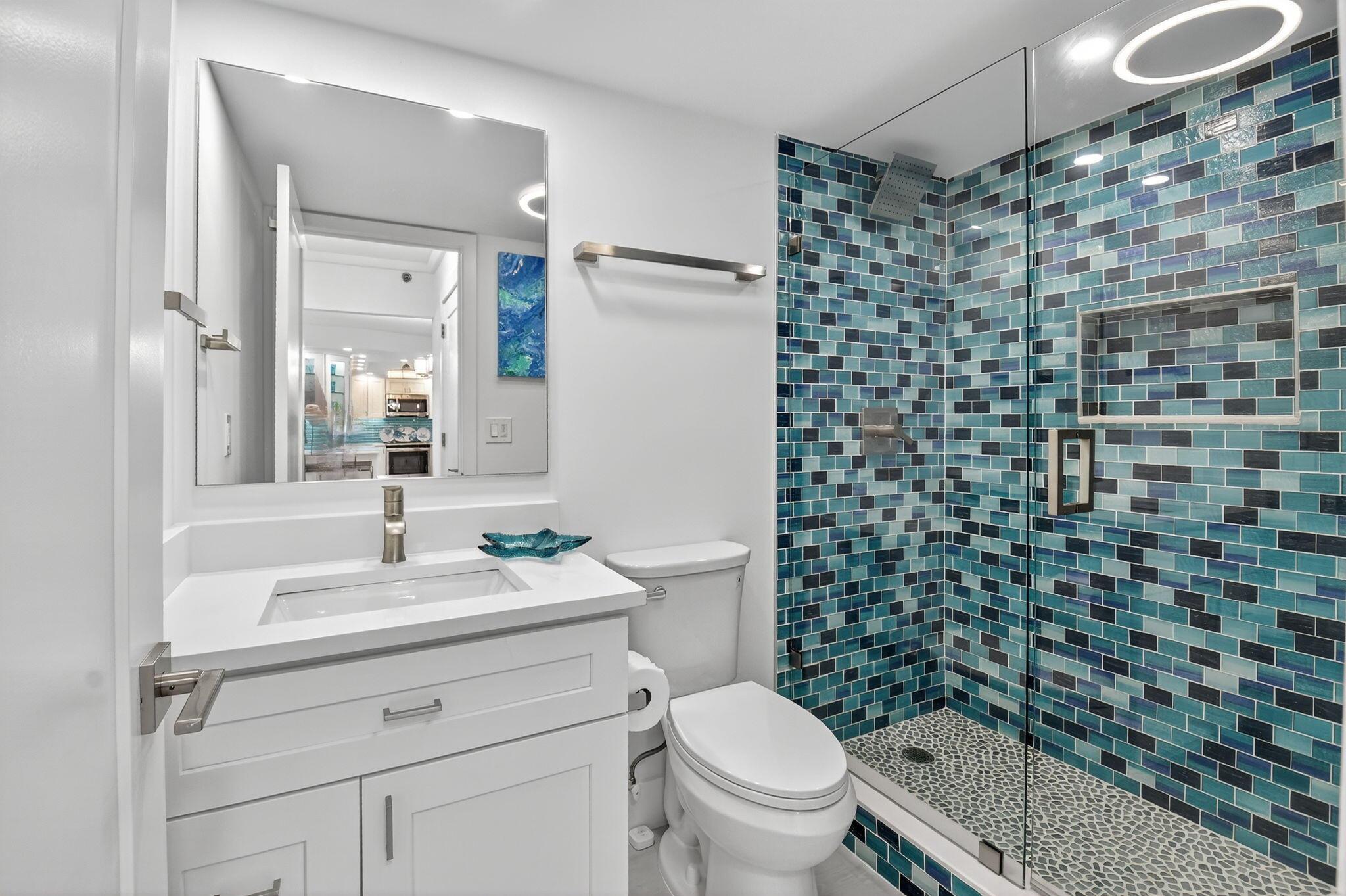 AMBASSADORS V NORTH CONDO - Residential