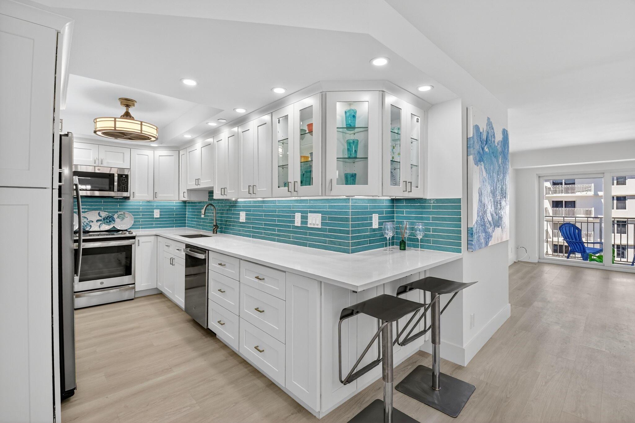 AMBASSADORS V NORTH CONDO - Residential