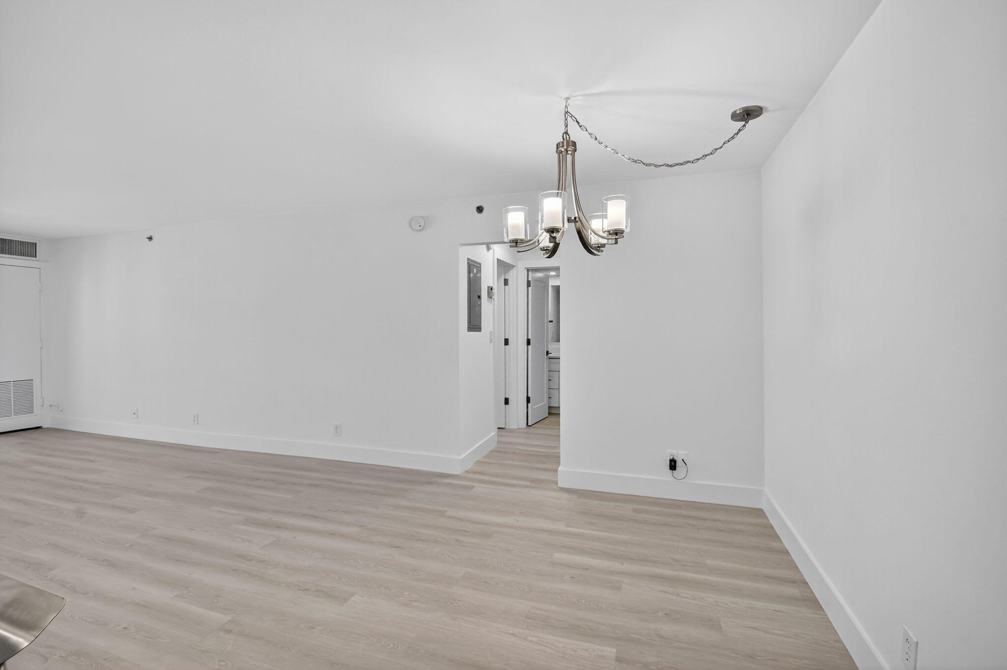 AMBASSADORS V NORTH CONDO - Residential