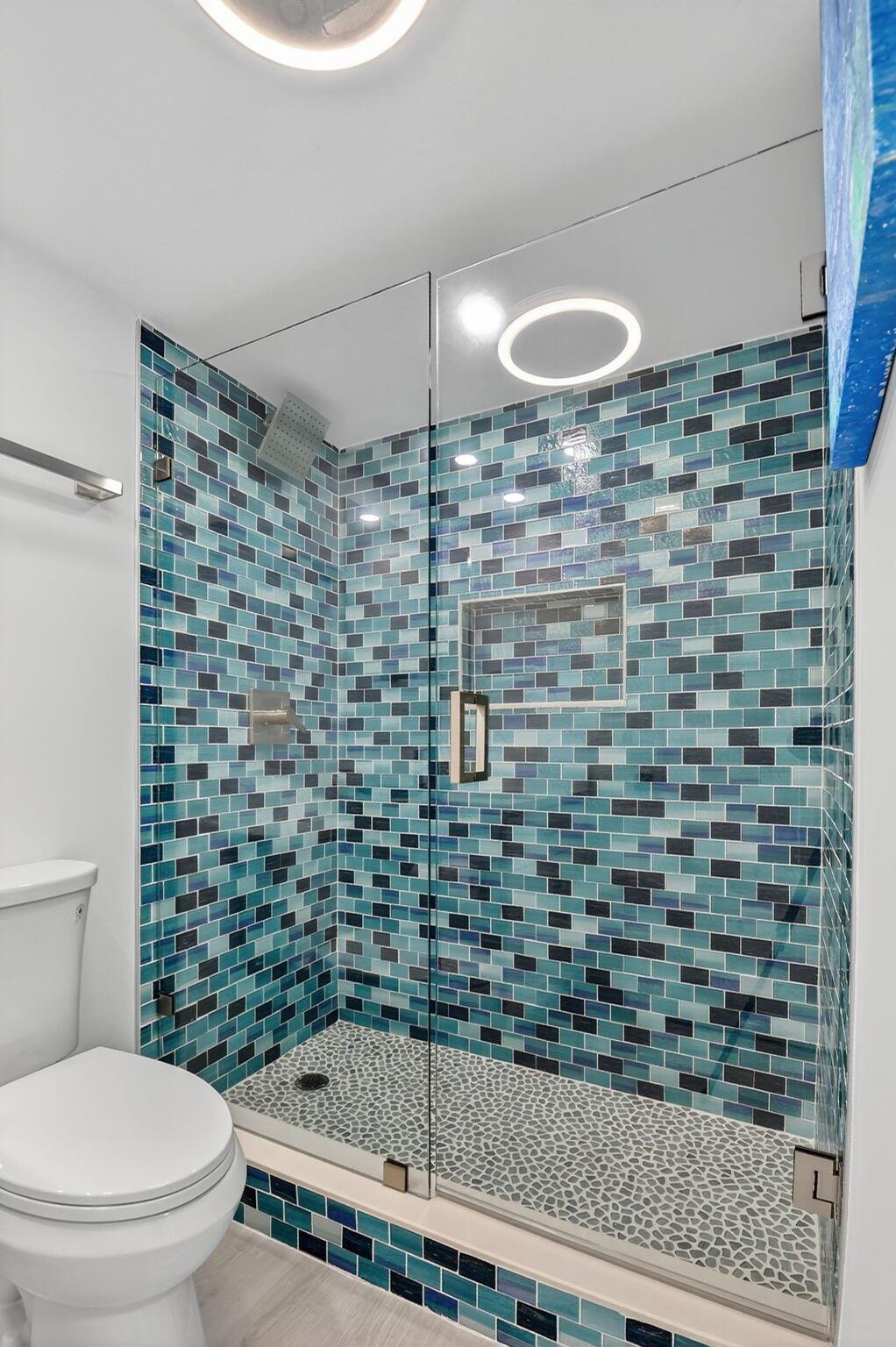 AMBASSADORS V NORTH CONDO - Residential