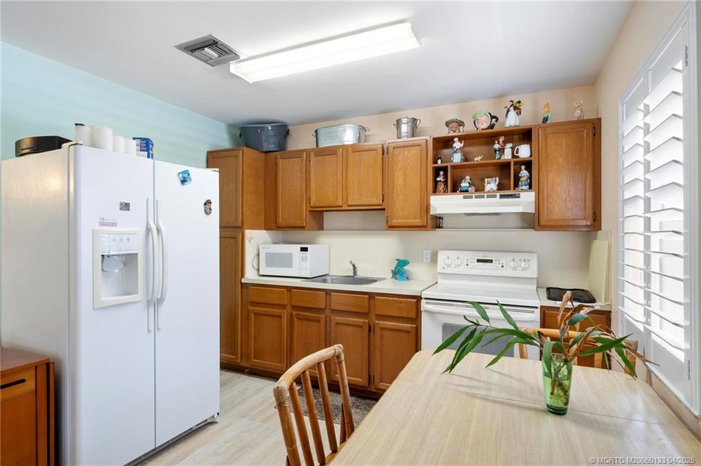 ST LUCIE ESTATES - Residential