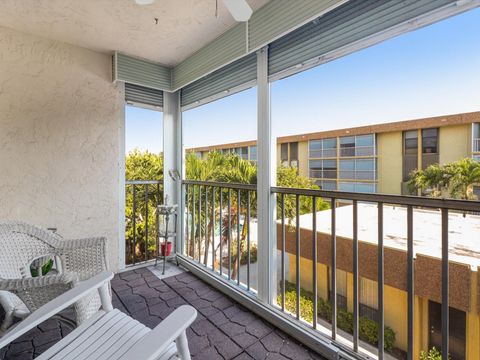 A home in Deerfield Beach