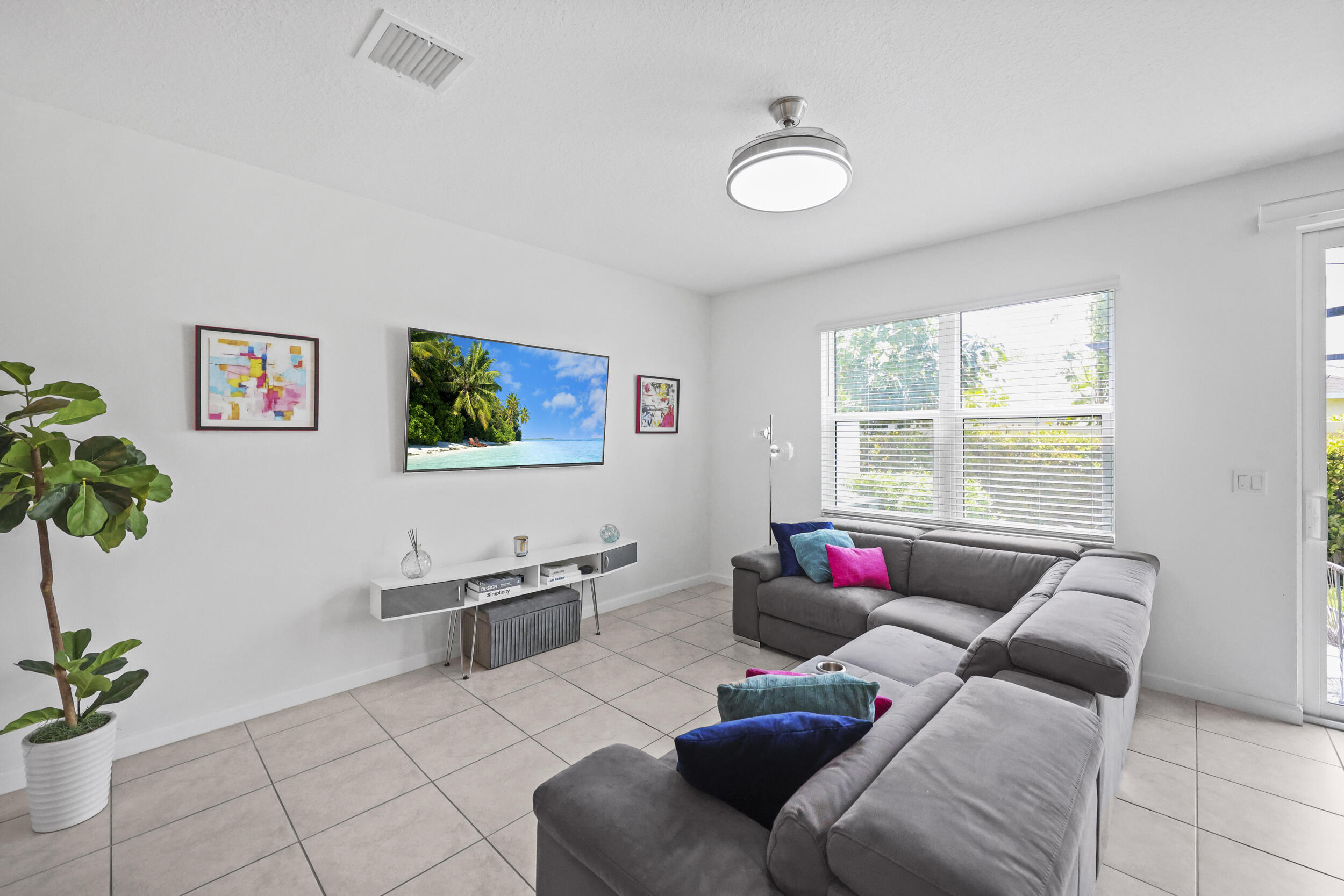 CATALINA TOWNHOMES PLAT - Residential