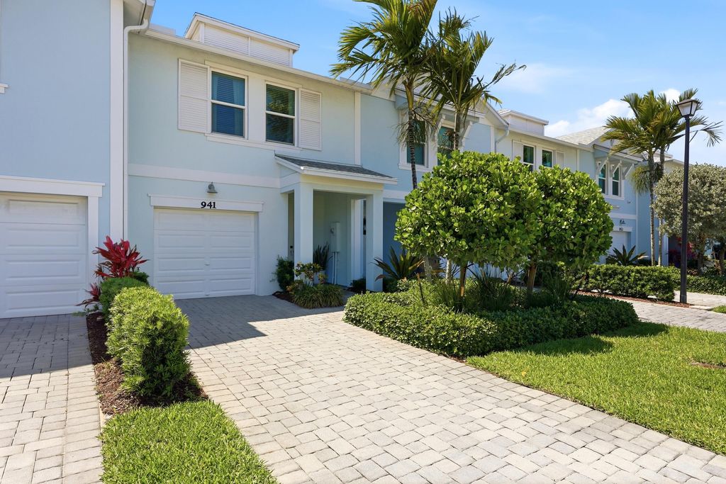 Photo of 941 Seabright Avenue, West Palm Beach, FL 33413 (MLS # B26021024)