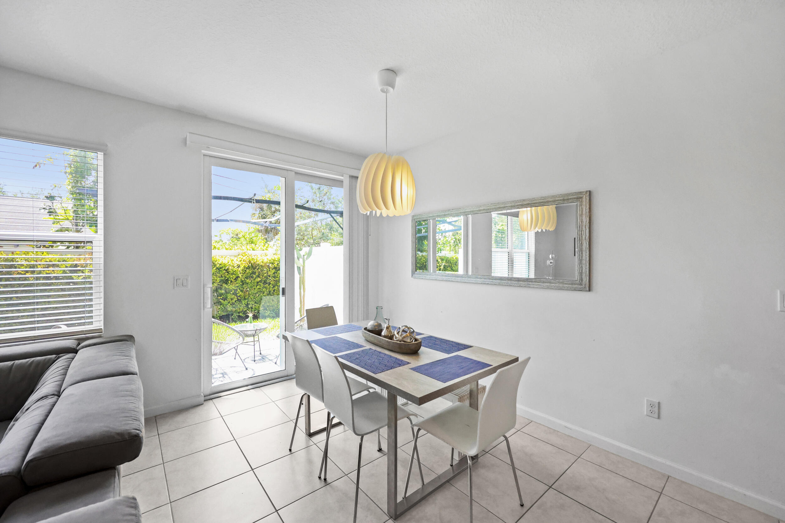 CATALINA TOWNHOMES PLAT - Residential