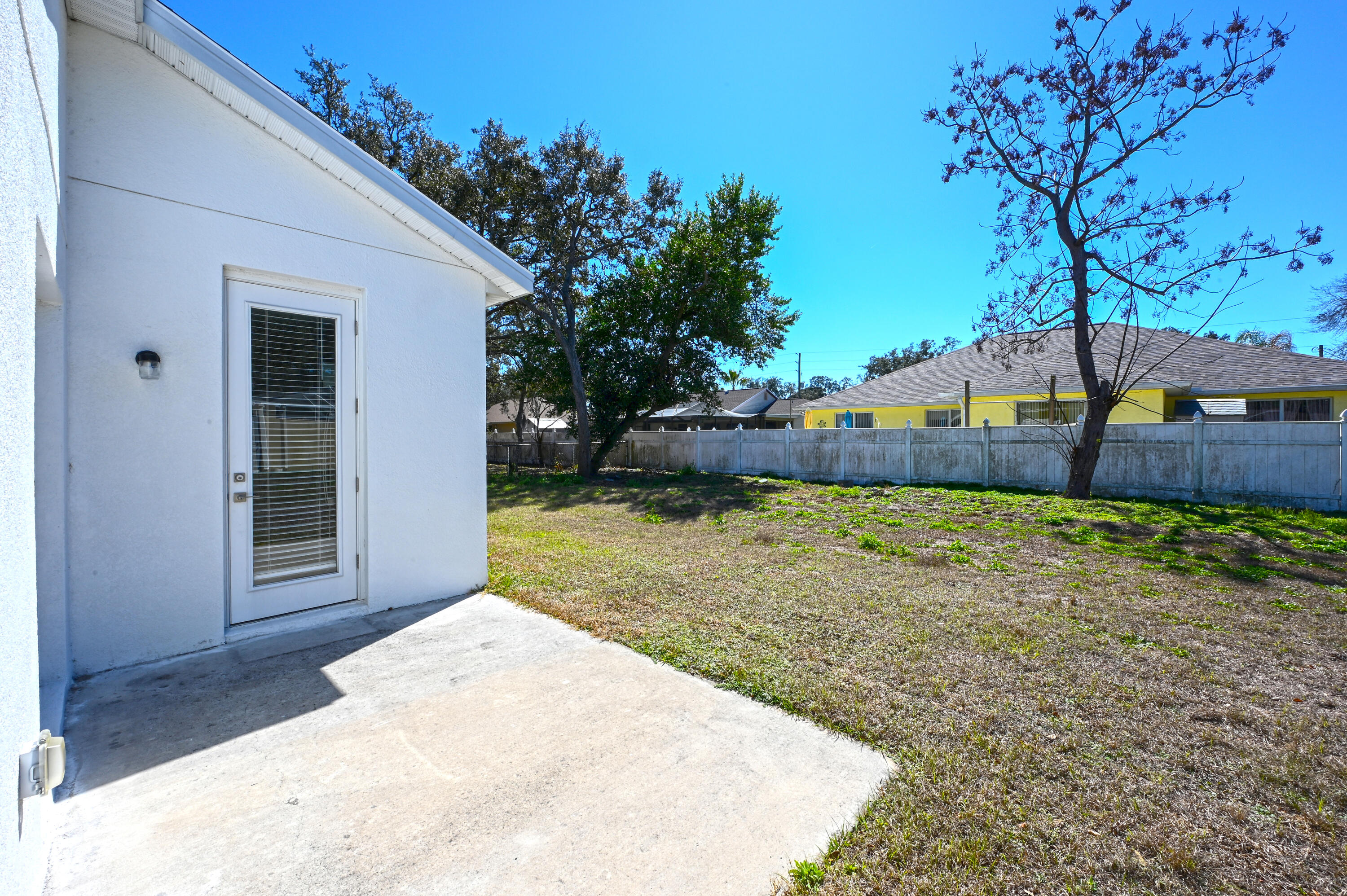 SPRING HILL UNIT 21 - Residential Lease