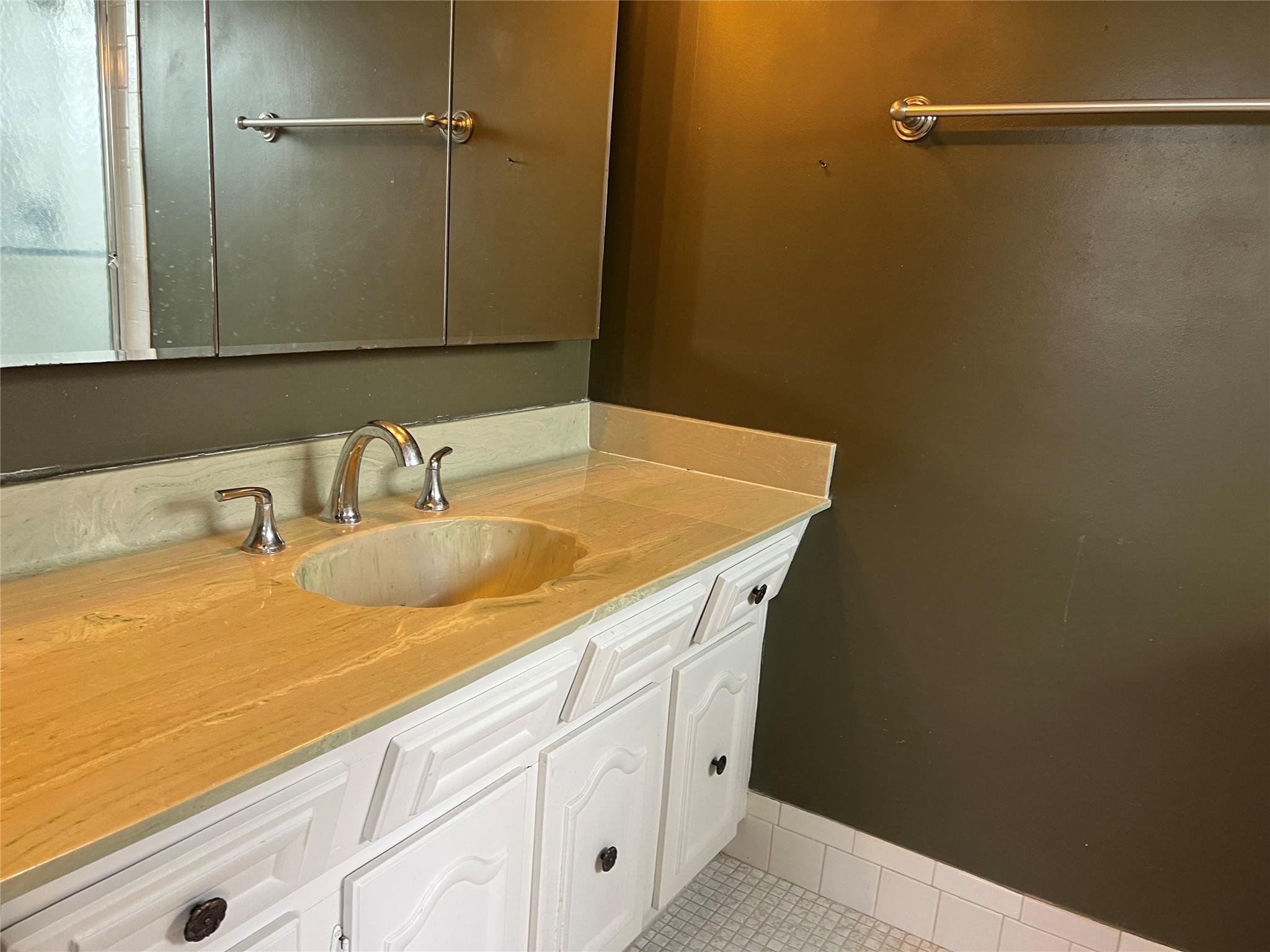 OAKLAND ESTATE - Residential