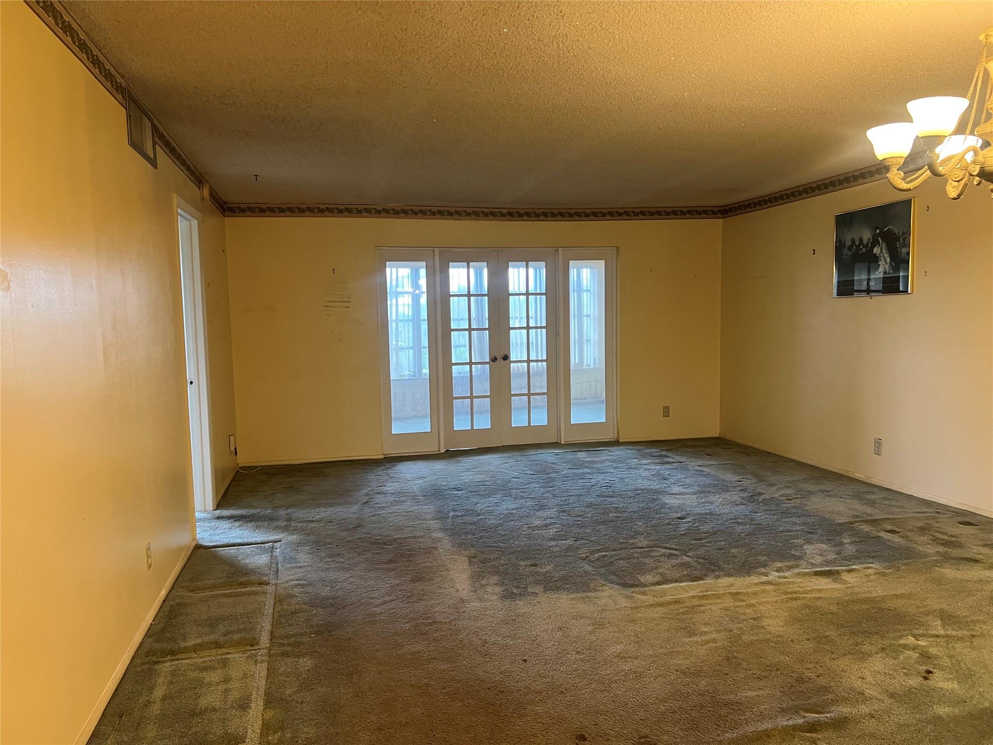 OAKLAND ESTATE - Residential