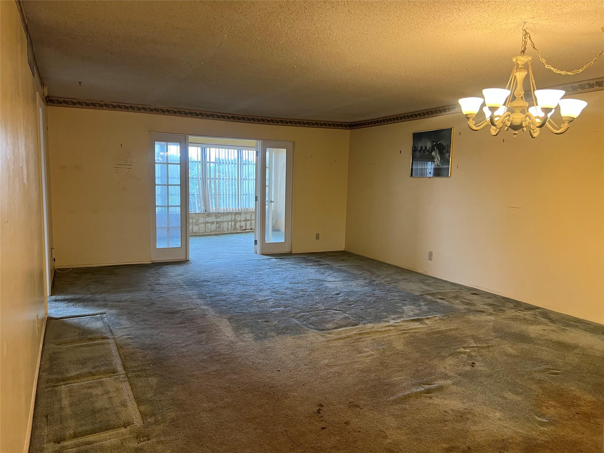 OAKLAND ESTATE - Residential