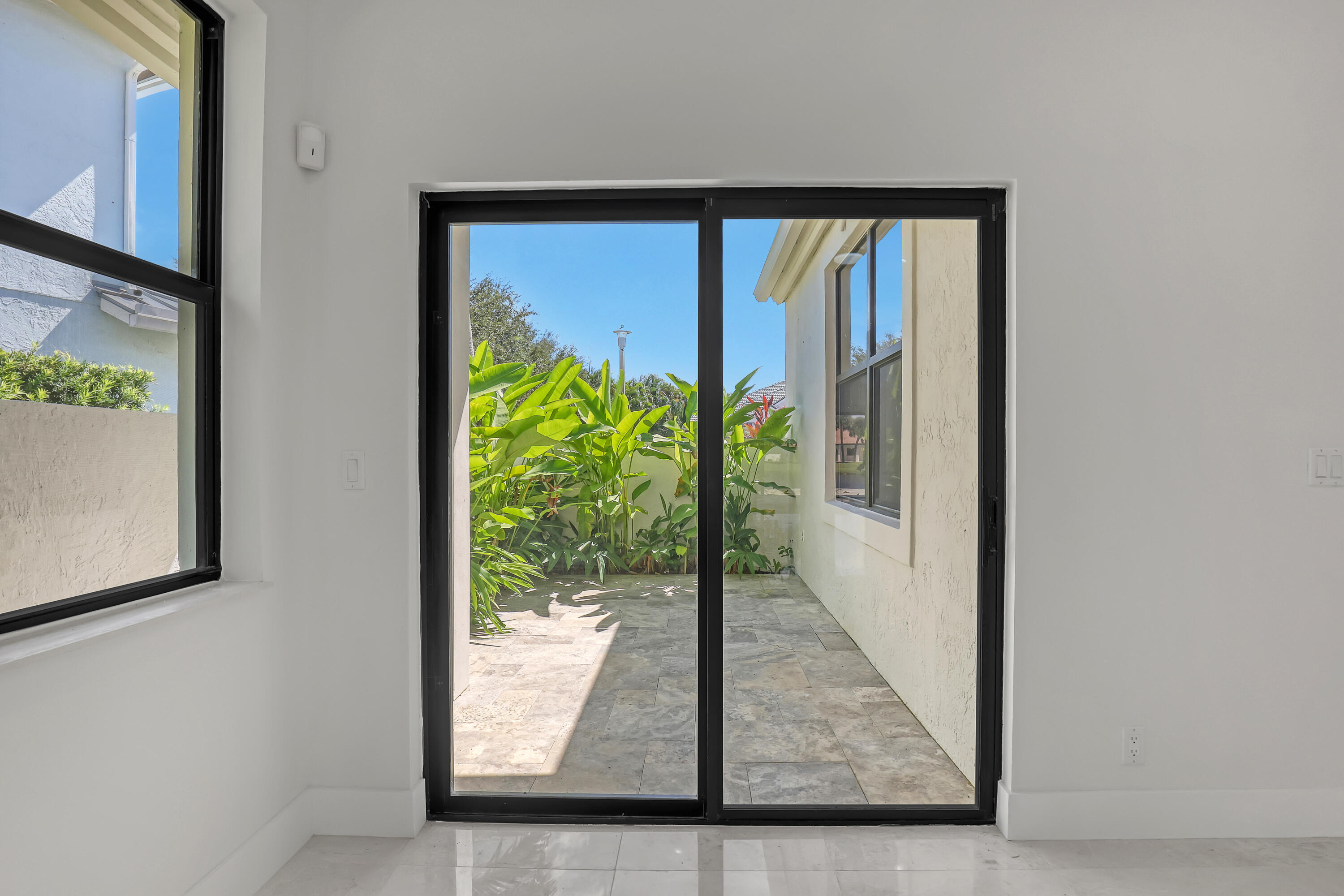 OLYMPUS - Residential